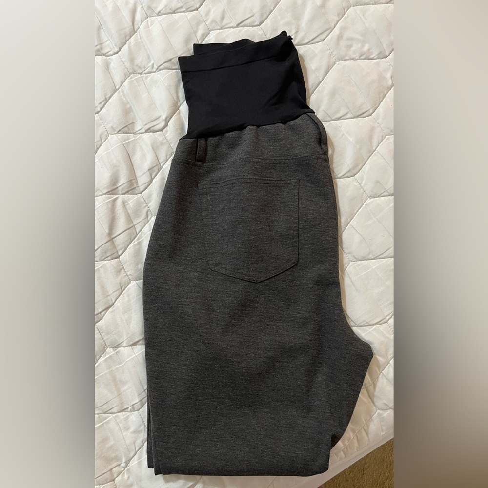 A Glow Maternity Xl grey pant, polyester/spandex material.